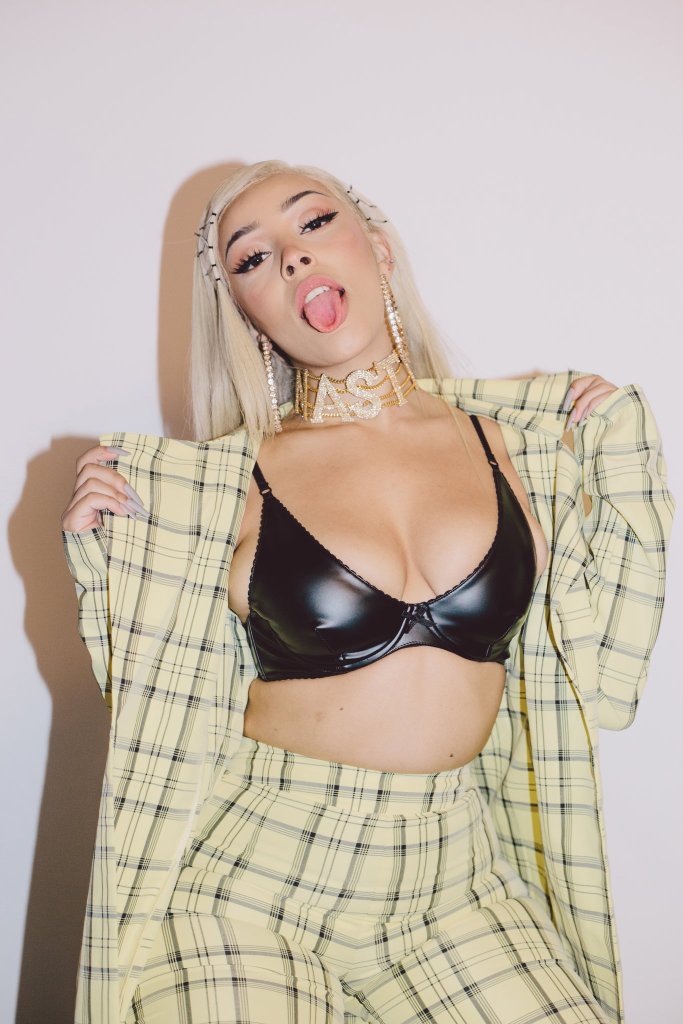 How to Style a Flannel Doja Cat